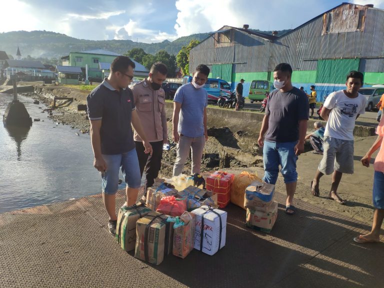 Gelar Operasi KRYS, Polsek Pelabuhan Yosudarso Amankan Ratusan Liter Sopi