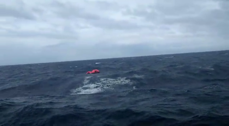Cuaca Buruk, Kapal Pesiar Yang Tenggelam Sempat Dilarang Lewati Laut Banda